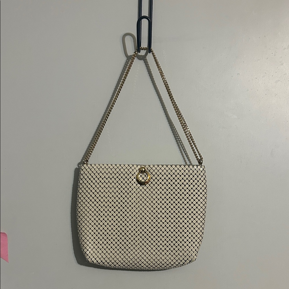 Elegant Cream Chain Shoulder Bag